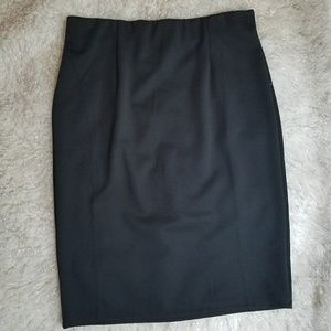 Grey pencil skirt